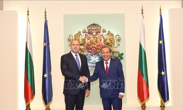 保加利亚总统拉德夫：越南是保加利亚在东南亚的重要伙伴