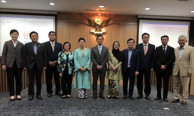 越南主持东盟和平与和解研究院执委会会议