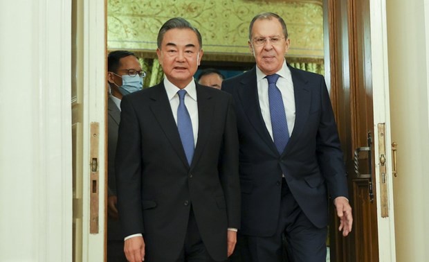中国与俄罗斯讨论全面战略合作关系