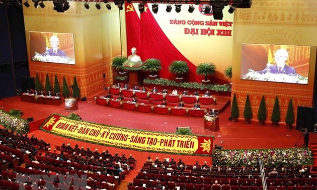 国际媒体报道越共13大开幕式