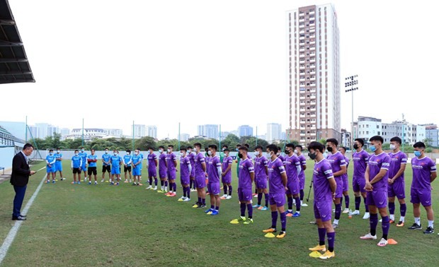 越南国家主席致信勉励国家足球队