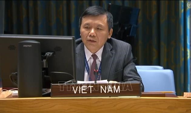 越南敦促各方接受联合国提出的也门和平倡议