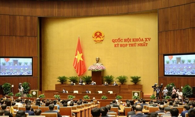 越南十五届国会一次会议通过的14项决议公布