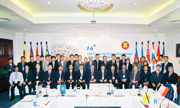 越南承办东盟海运工作组第42次会议