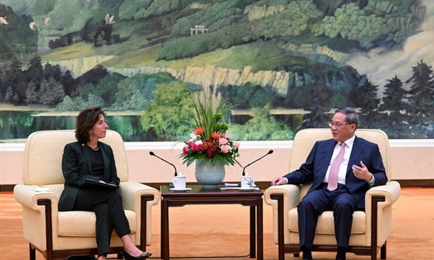 中国国务院总理李强：美国将贸易问题政治化对世界产生负面影响