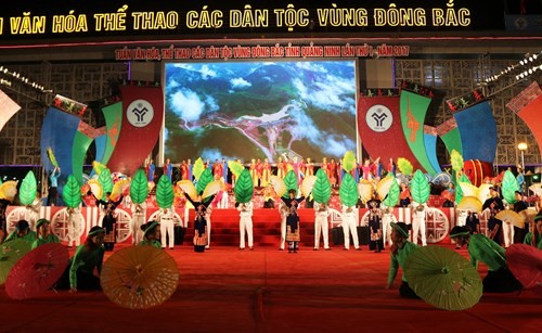 Coup d’envoi de la semaine culturelle et sportive des ethnies du Nord-Est à Quang Ninh