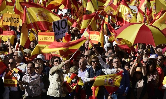  Madrid reprend la Catalogne en main