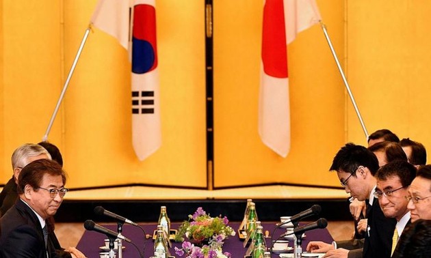 Tokyo et Séoul maintiennent la pression sur Pyongyang