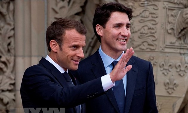 Trudeau et Macron unis contre la décision de Trump d’imposer des taxes à ses alliés