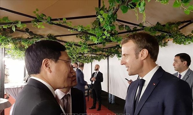 Le chef de la diplomatie vietnamienne au Sommet de la Francophonie