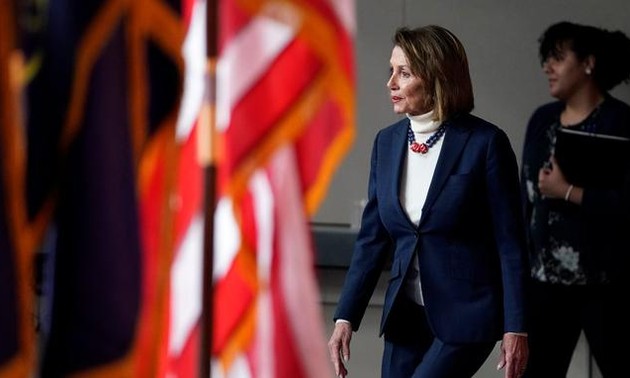 «Shutdown»: Donald Trump annule les déplacements de Nancy Pelosi en représaille