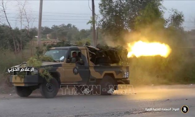 Libye: le gouvernement soutenu par l'ONU émet un mandat d'arrêt contre Khalifa Haftar