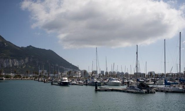 Syrie: Un navire soupçonné de livrer du pétrole, en dépit des sanctions, arrêté par Gibraltar