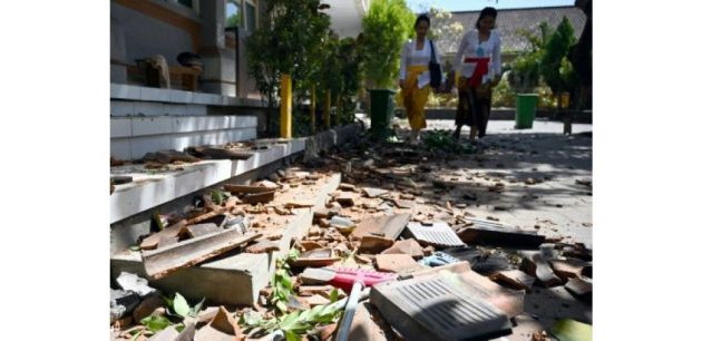 Un séisme et début de panique à Bali 