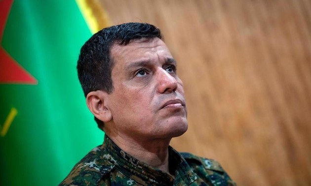 Erdogan souhaite que les Etats-Unis livrent le commandant des forces kurdes syriennes