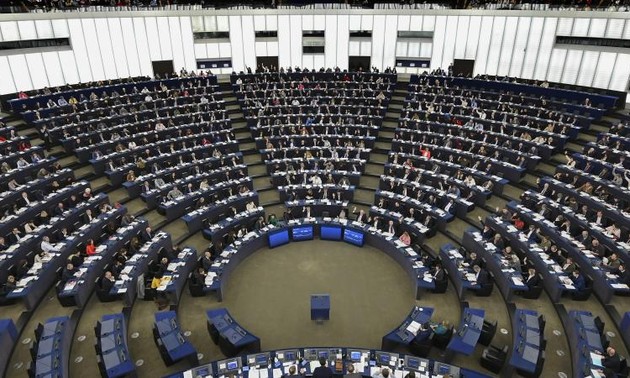Le Parlement européen déclare l'urgence climatique et environnementale