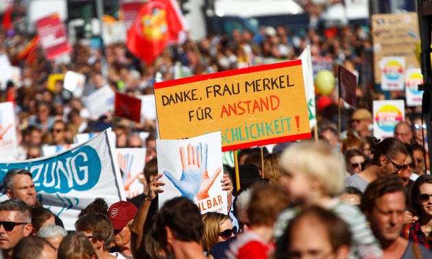 Après le double attentat d’Hanau, Angela Merkel dénonce le «poison» du racisme en Allemagne