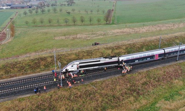 Un TGV déraille près de Strasbourg : 21 blessés, dont le conducteur qui est en urgence absolue