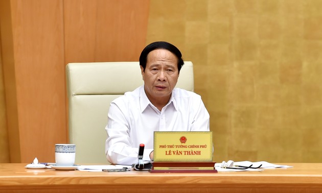 Le vice-Premier ministre Lê Van Thành demande à Bac Giang de rétablir la production