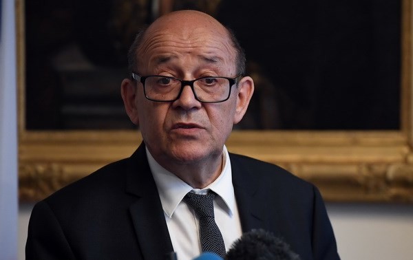 Mali: La présence française maintenue mais «pas à n’importe quel prix», précise Jean-Yves Le Drian