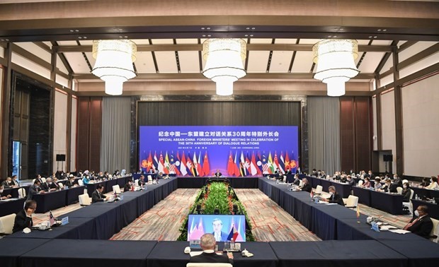 28e consultation des officiels de haut niveau ASEAN-Chine