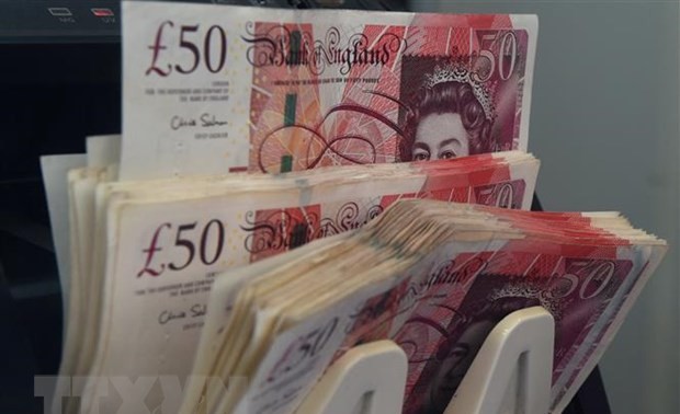 Royaume-Uni: la Banque d’Angleterre relève ses taux directeurs et prévoit une récession à la fin de l’année