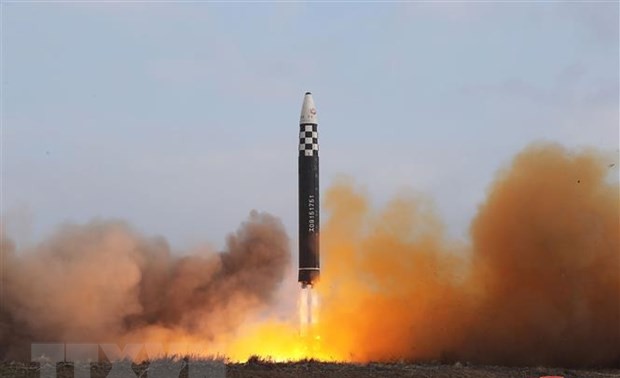 Pyongyang a tiré deux «missiles de croisière stratégiques» depuis un sous-marin