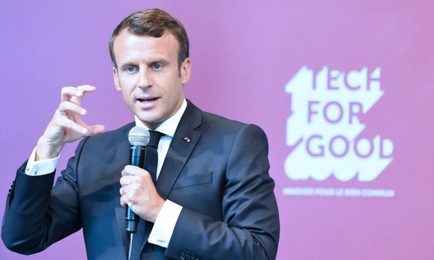 Emmanuel Macron, la France et l'Europe doivent “faire beaucoup plus” sur l'IA