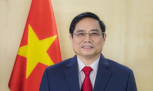 Pham Minh Chinh assistera à une conférence du WEF en Chine