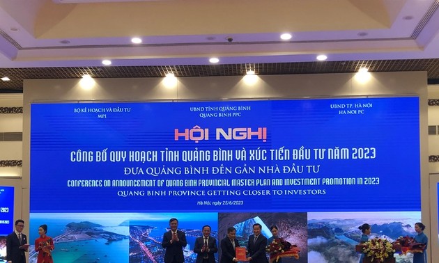 Conférence sur la promotion commerciale dans la province de Quang Binh