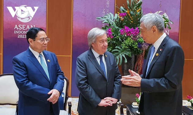 Sommets de l’ASEAN: Pham Minh Chinh rencontre le secrétaire général de l’ONU et des dirigeants de plusieurs pays