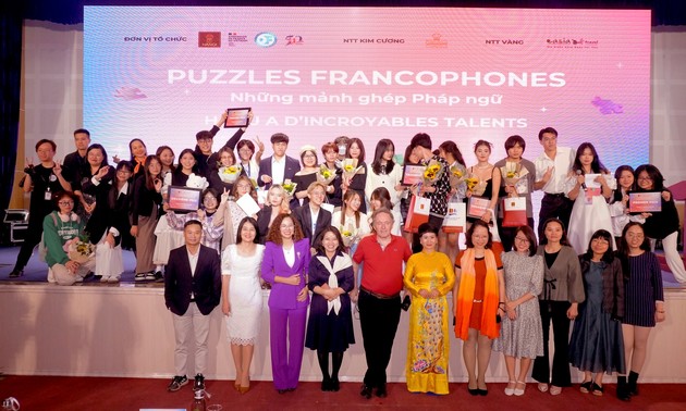 Puzzles Francophones: une soirée haute en couleurs à l’université de Hanoi