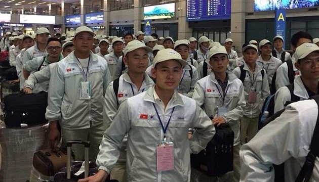 Les travailleurs vietnamiens convoités à l'étranger