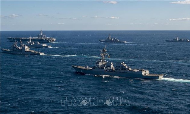 Séoul, Washington et Tokyo unis dans des exercices navals conjoints