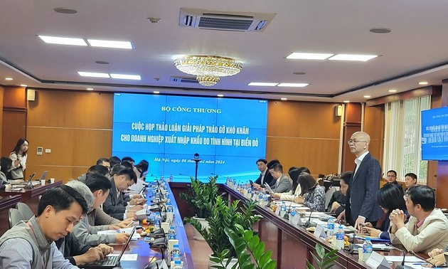Les entreprises vietnamiennes cherchent des solutions pour faire face aux tensions en mer Rouge