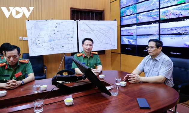 Pham Minh Chinh rencontre des forces de la Sécurité publique de Phu Tho