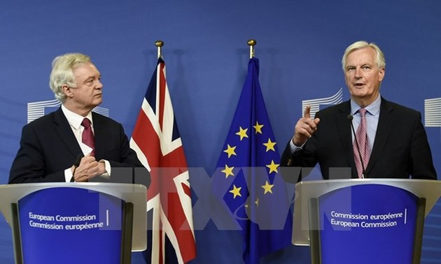 Brexit: EU and UK agree on priorities and timetable