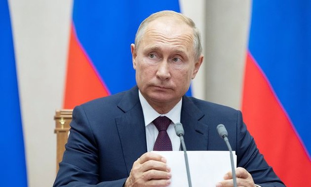Putin: Russia getting rid of US dollar as matter of national security 