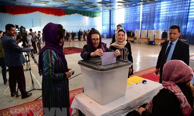 Nearly 170 casualties as violence rocks chaotic Afghan elections 