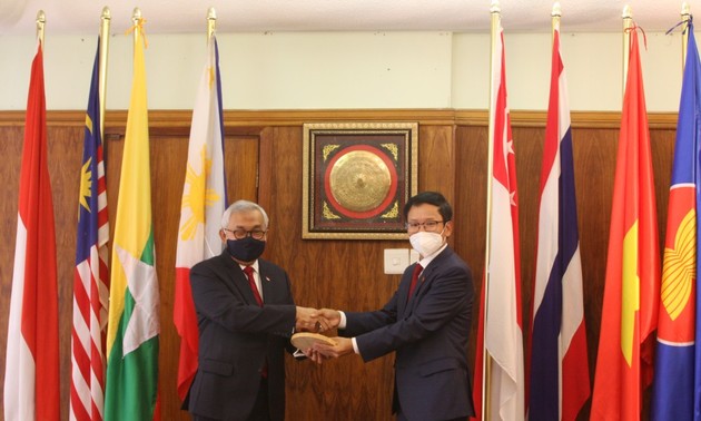 Vietnamese Embassy in South Africa shows strong performance as APC Chair in 2020