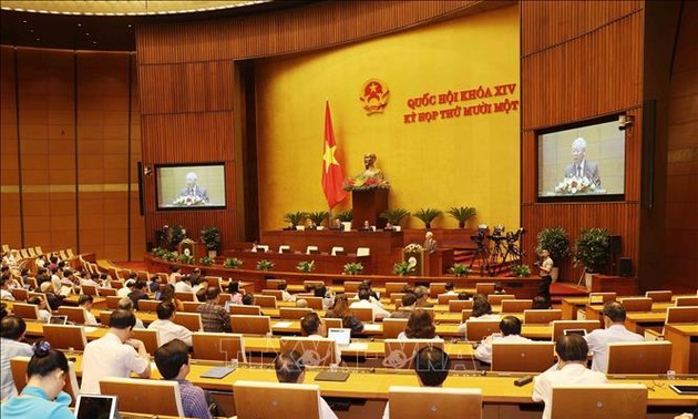 Нацсобрание об освобождении Нгуен Суан Фука от должности премьер-министра