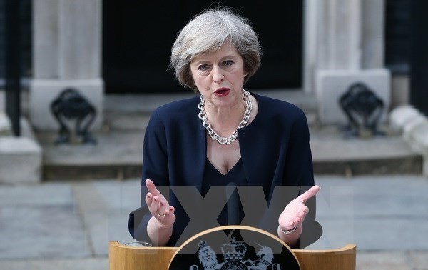 Brexit: Theresa May demande à l'UE un accord qu'elle pourra «défendre»