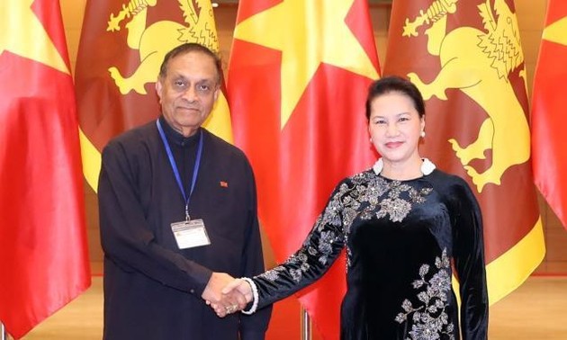 Le président du Parlement srilankais termine sa visite officielle au Vietnam