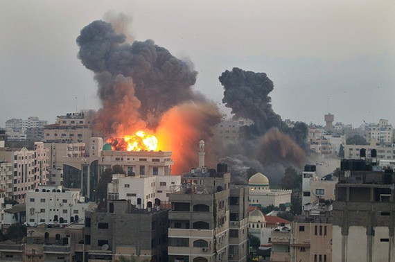 Israel holds fire for 4 hours in Gaza 