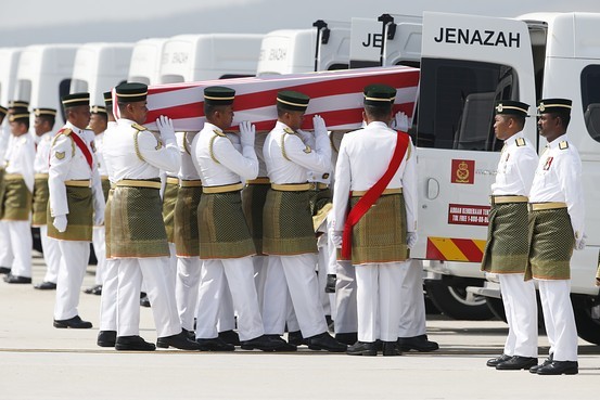 Malaysia holds national day of mourning for MH17 victims