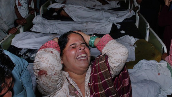 Suicide bomb causes heavy casualties in Pakistan