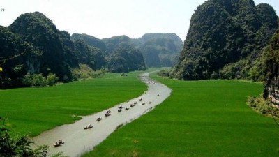 Trang An to receive UNESCO World Heritage certificate