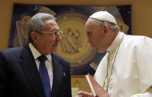 Pope Francis I receives Cuban President Raul Castro