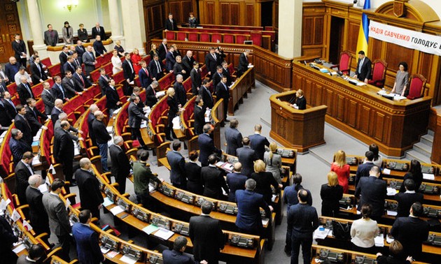 Ukraine approves bill on martial law