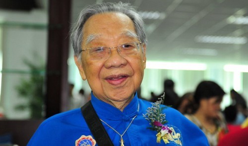 Legendary Vietnamese musicologist Tran Van Khe dies at 94